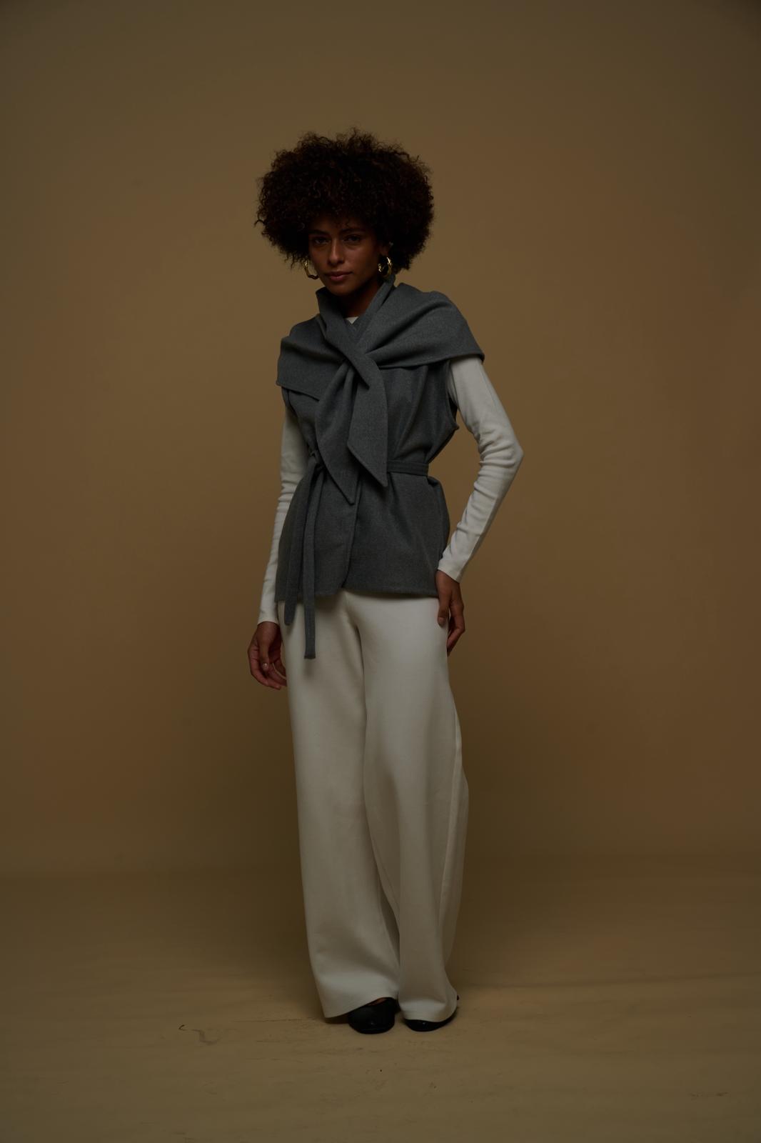 Şal Detaylı Kate Yelek